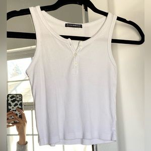 White Brandy Melville Ribbed Cropped Tank Top Buttoned ( size XS / S )